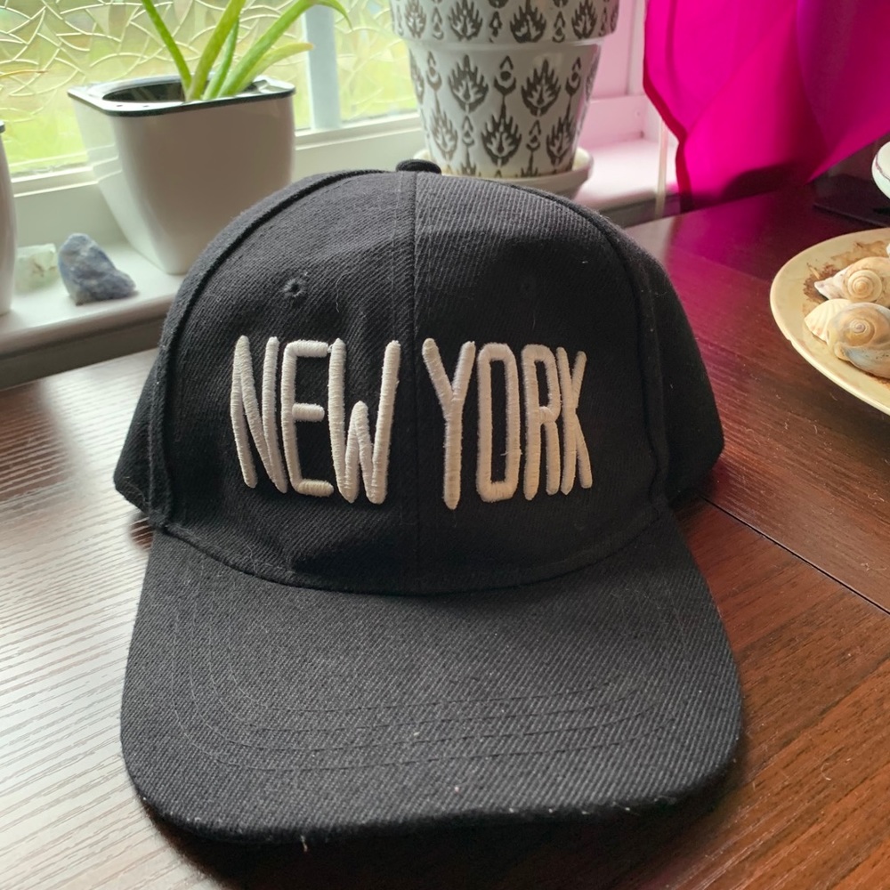 Black New York Cap
